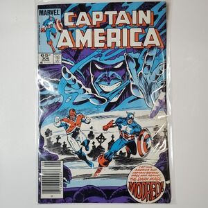 Captain America 306 Marvel Comics 1985 Captain Britain vs Modred Copper Age